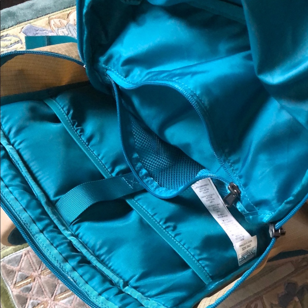 Patagonia Black Hole Pack Backpack 25L - Picture 8 of 11